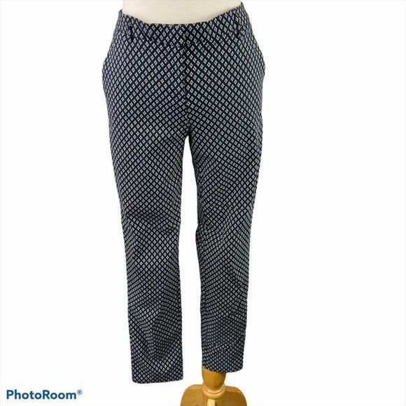 CAROLINA BELLE Blue & Green Geometric Print Cropped Trousers - Picture 10 of 10